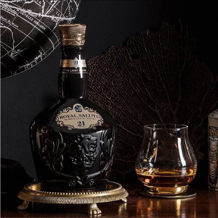 ROYAL SALUTE 24年 挟まれ ロイヤルサルート スコッチ ウイスキー